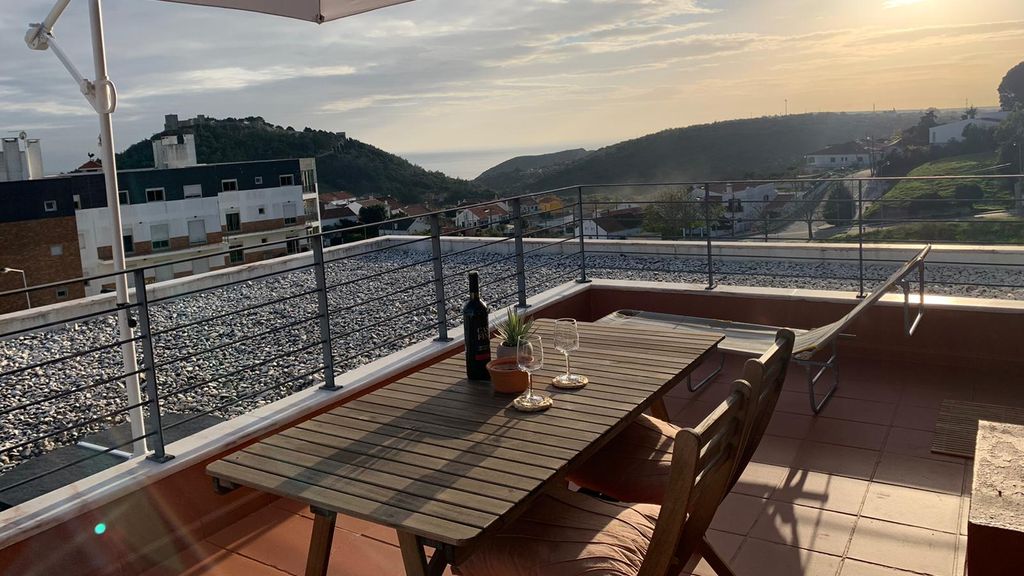 Sesimbra 3BDR Apartment W/Terrace by LovelyStay