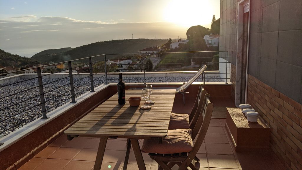 Sesimbra 3BDR Apartment W/Terrace by LovelyStay