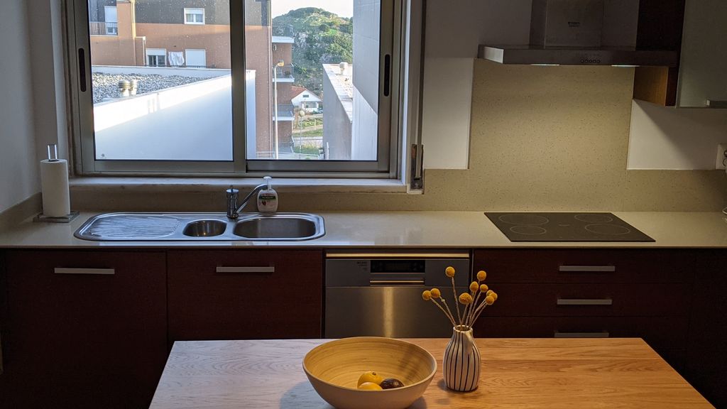 Sesimbra 3BDR Apartment W/Terrace by LovelyStay