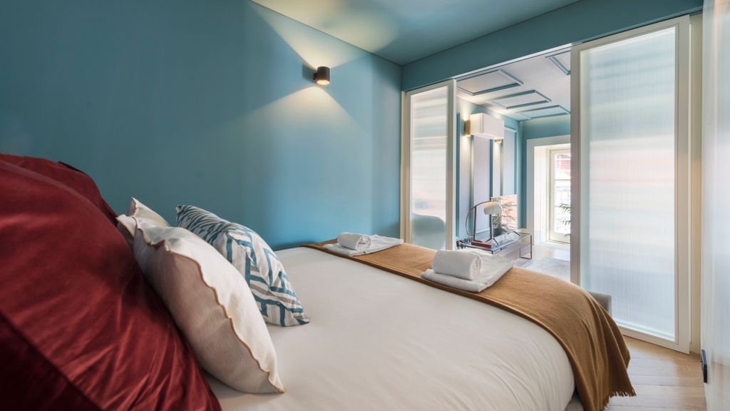 Ribeira Old Town Charming Flat w/ AC by LovelyStay