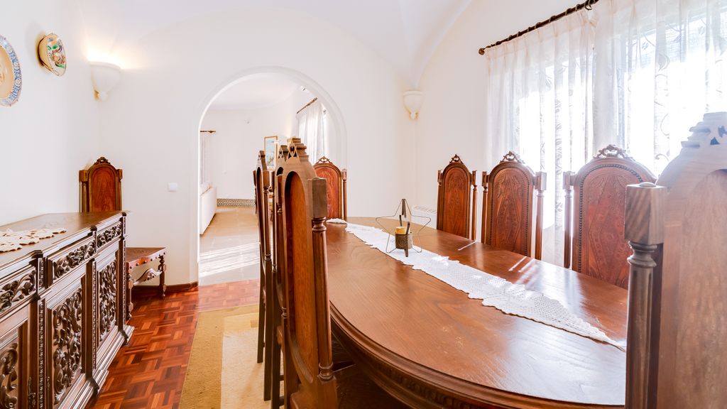 Villa Mimi by LovelyStay
