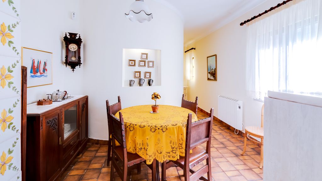 Villa Mimi by LovelyStay