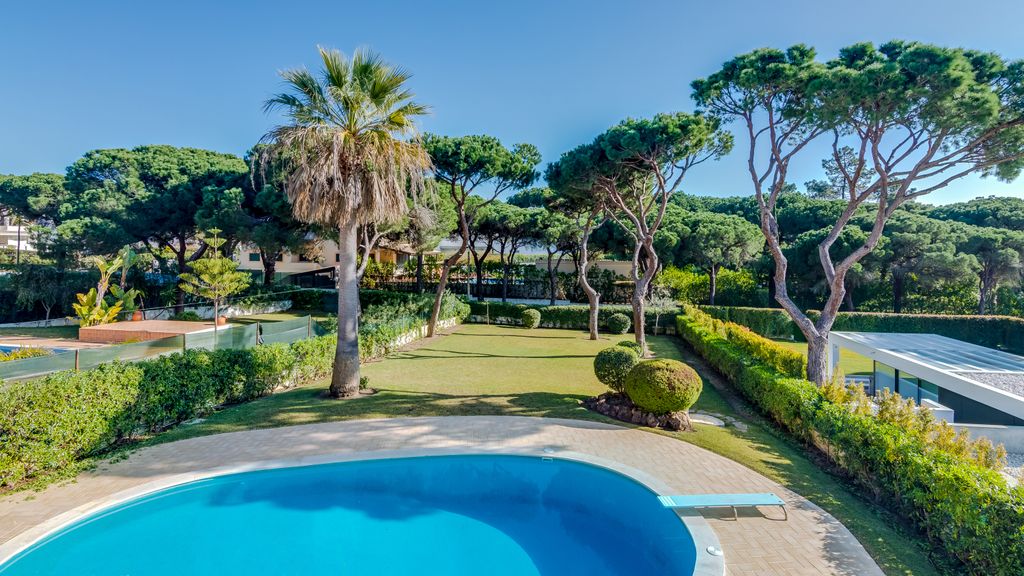 Villa Mimi by LovelyStay