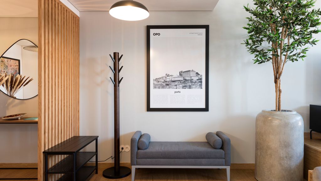 Modern Loft w/ AC in Downtown Porto by LovelyStay