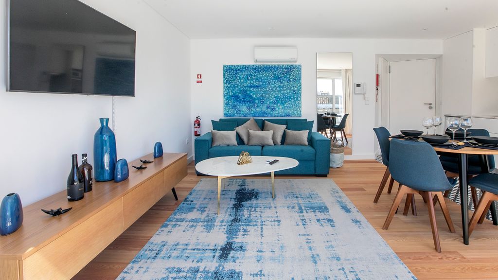 Luminous Premium Loft w/AC & Terrace by LovelyStay