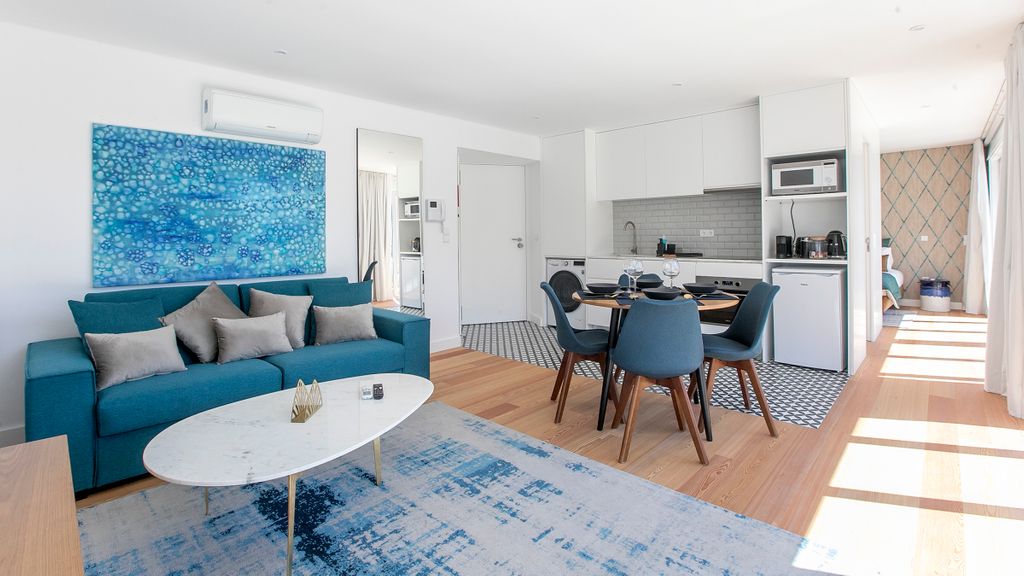 Luminous Premium Loft w/AC & Terrace by LovelyStay
