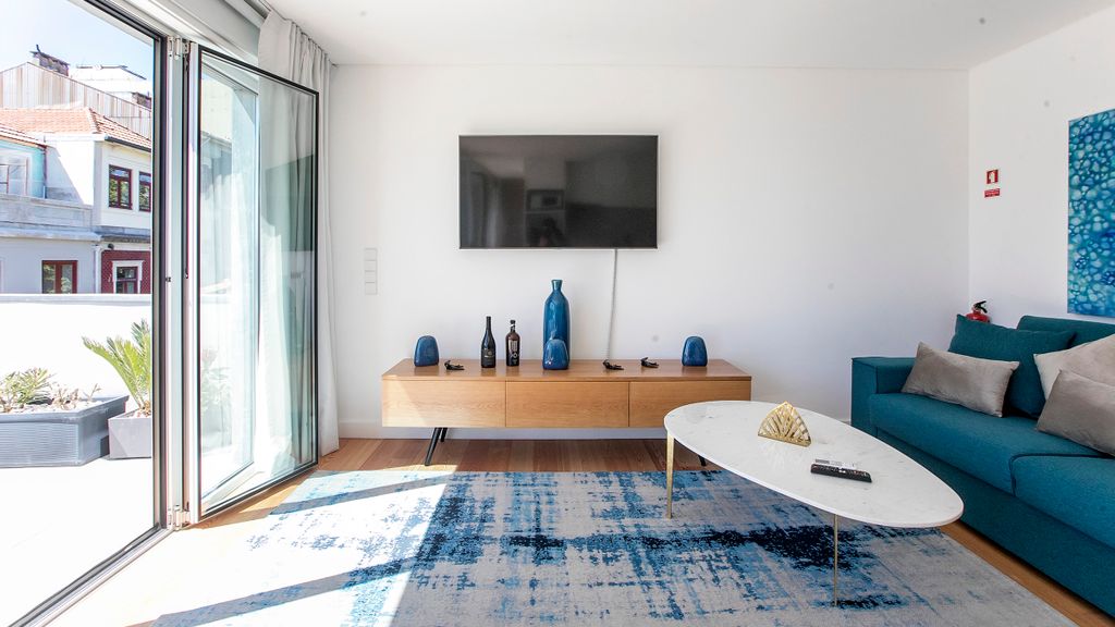 Luminous Premium Loft w/AC & Terrace by LovelyStay